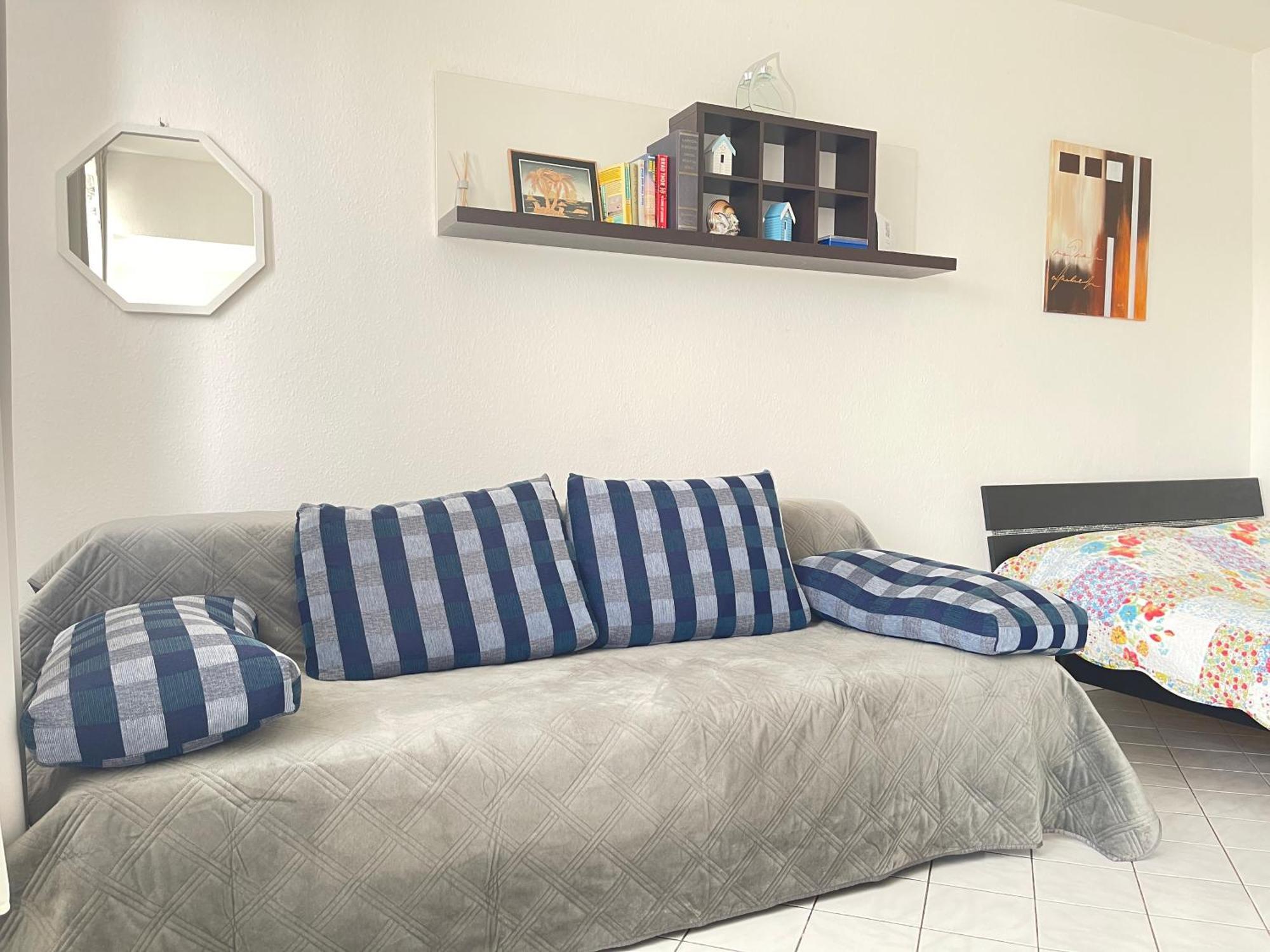 Ferienwohnung Cool Studio Saint Louis Vicino Stazione/Aereoporto Exterior foto
